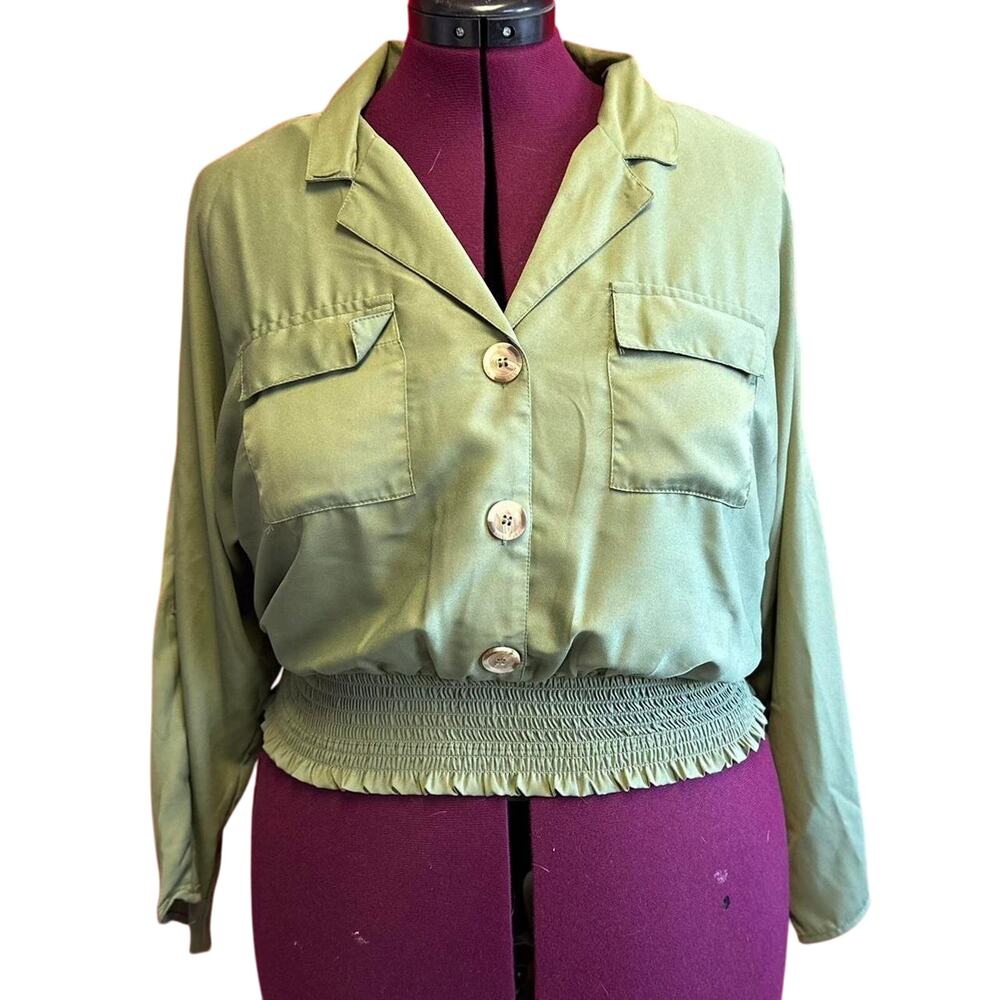 Womens Top Size XL Green Crop Ruched Indie Casual Travel Outdoors Hiking